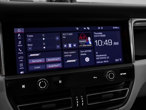 Used 2025 Porsche Macan image 33