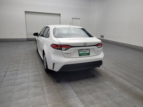 Used 2023 Toyota Corolla LE image 5