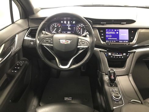 Certified 2024 Cadillac XT6 Sport w/ Technology Package image 21