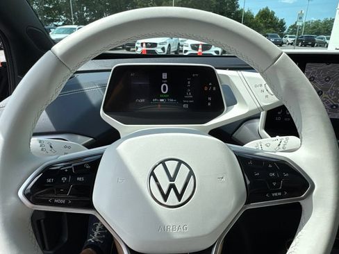 Certified 2023 Volkswagen ID.4 Pro S Plus AWD/4WD image 30
