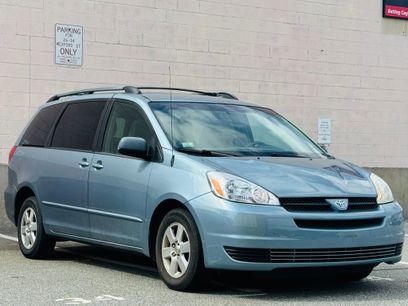 Used 2005 Toyota Sienna CE