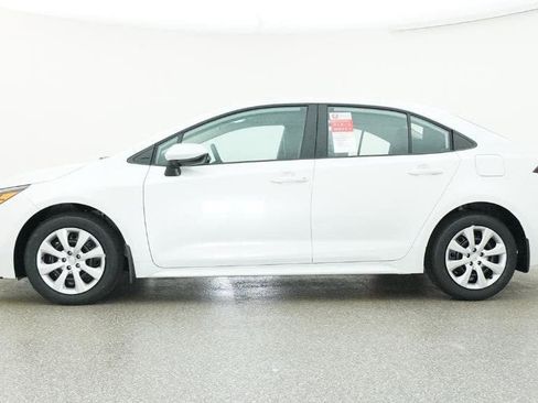 New 2026 Toyota Corolla LE image 19