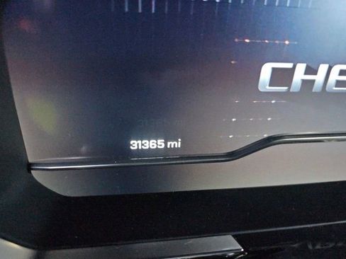 Used 2023 Chevrolet Silverado 1500 RST image 16