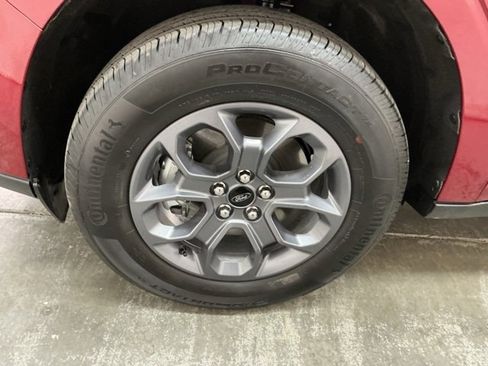 Used 2025 Ford Maverick XLT w/ XLT Luxury Package image 11