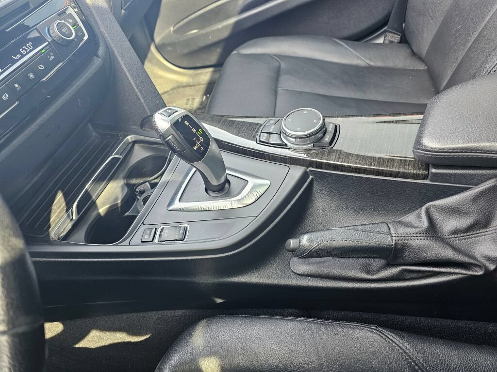 Used 2016 BMW 328i xDrive Sedan AWD/4WD image 26