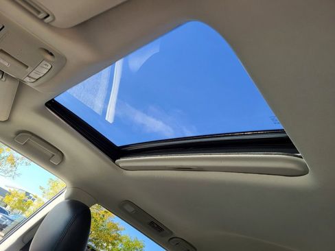 Used 2022 Nissan Armada SL image 8