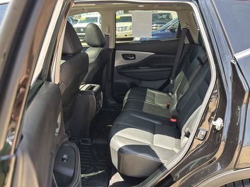 Used 2020 Nissan Murano SL w/ Moonroof Package FWD image 32