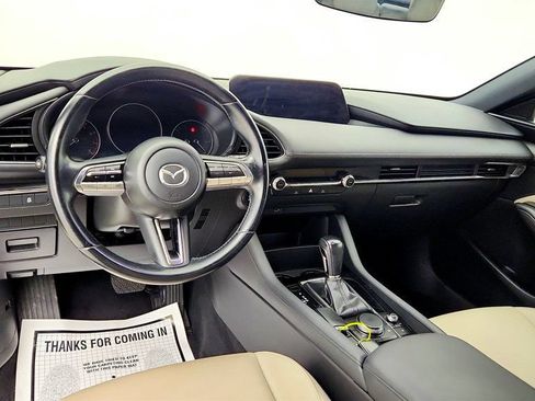 Used 2019 MAZDA MAZDA3 Hatchback FWD image 11