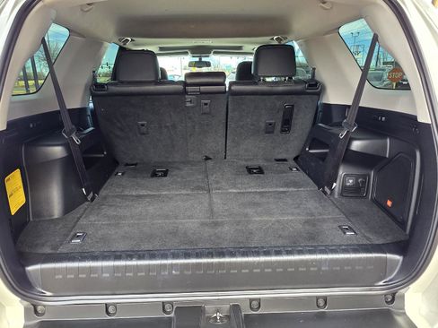 Used 2014 Toyota 4Runner Limited image 35