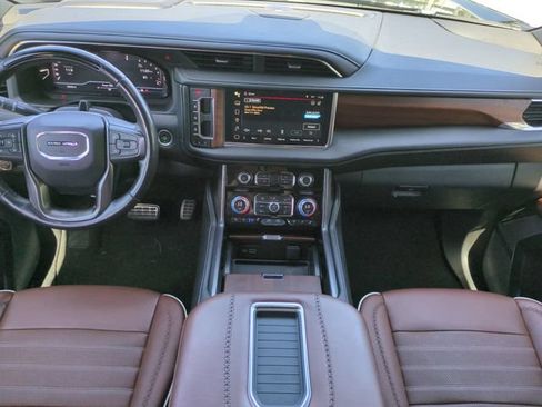 Used 2023 GMC Yukon Denali Ultimate w/ LPO, Floor Liner Package AWD/4WD image 18