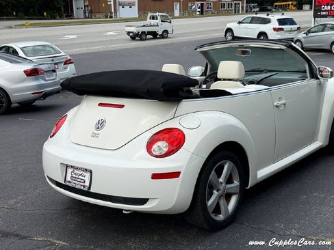 Used 2007 Volkswagen Beetle Triple White Edition FWD image 33