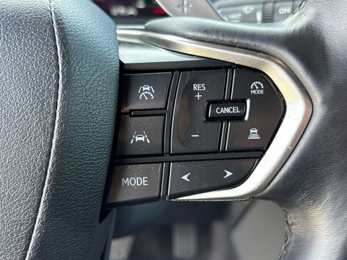 Used 2024 Lexus GX 550 image 16