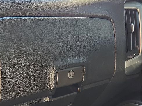 Used 2015 Chevrolet Silverado 1500 LT image 26