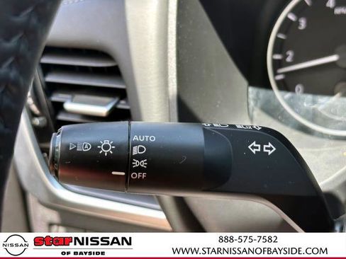 Certified 2022 Nissan Rogue SV w/ SV Premium Package image 24