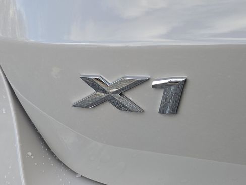 New 2026 BMW X1 xDrive28i w/ Technology Package image 15