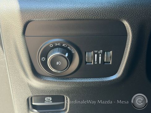 Used 2022 Jeep Grand Cherokee L Limited image 19