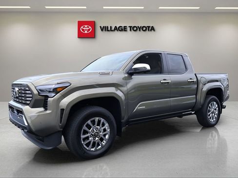 Certified 2025 Toyota Tacoma Limited AWD/4WD image 1