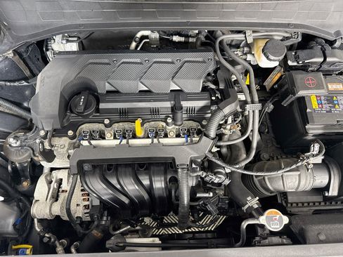 Used 2023 Hyundai Venue SEL FWD image 39