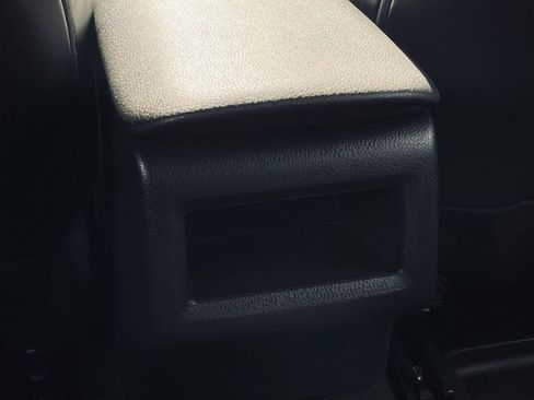 Used 2024 Toyota Camry SE image 21