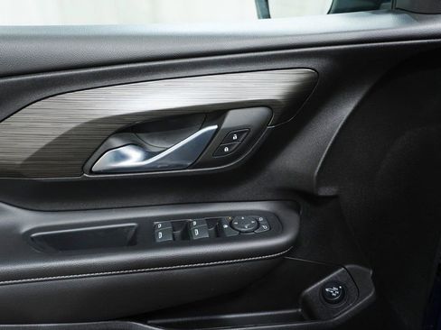 Used 2023 GMC Terrain SLE w/ Driver Convenience Package image 20