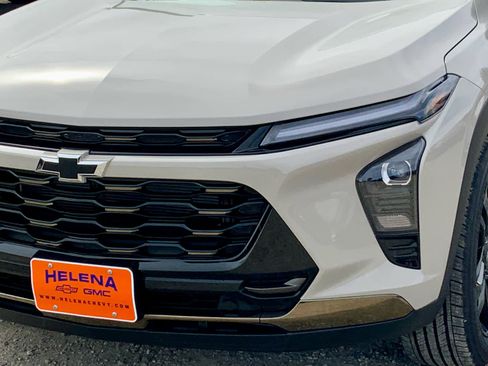 New 2026 Chevrolet Trax ACTIV w/ Sunroof Package FWD image 12