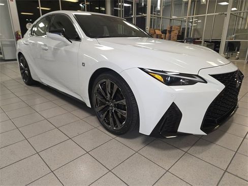 Used 2024 Lexus IS 300 F Sport image 2