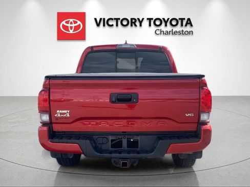 Used 2022 Toyota Tacoma SR AWD/4WD image 4