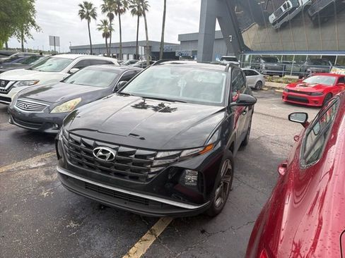 Used 2024 Hyundai Tucson SEL w/ Convenience Package image 3