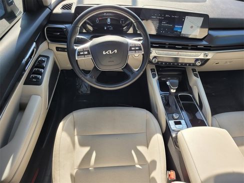 Used 2023 Kia Telluride S image 9