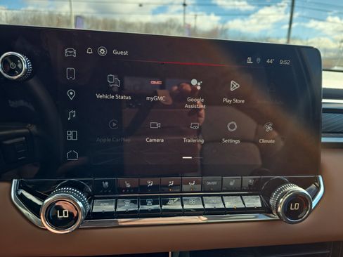 New 2026 GMC Canyon AT4 w/ Technology Plus Package AWD/4WD image 25