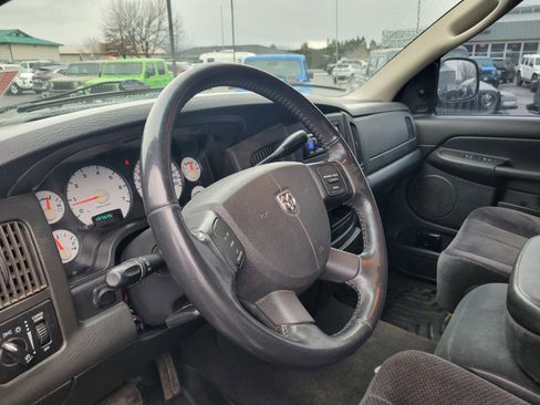 Used 2005 Dodge Ram 1500 Truck SLT w/ Quad Cab Big Horn Value Group image 6