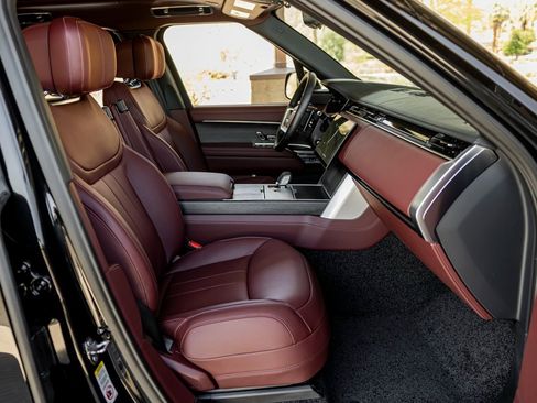 New 2025 Land Rover Range Rover Autobiography image 27