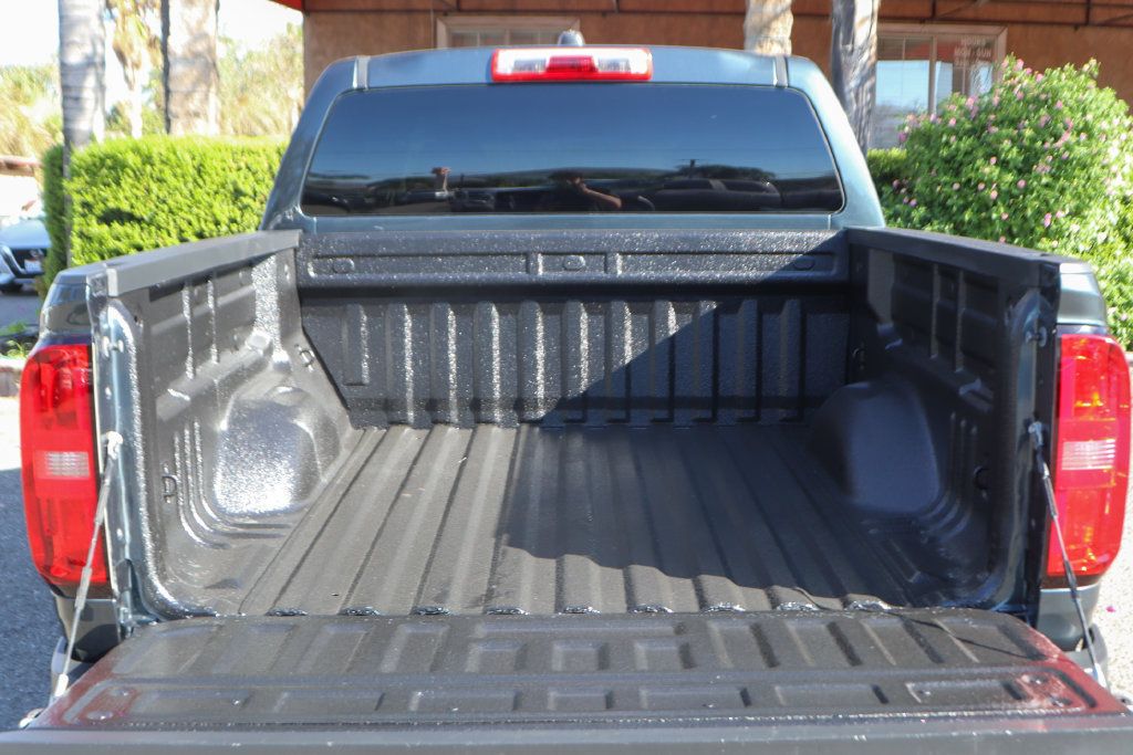 Used 2017 Chevrolet Colorado W/T w/ WT Convenience Package RWD image 10