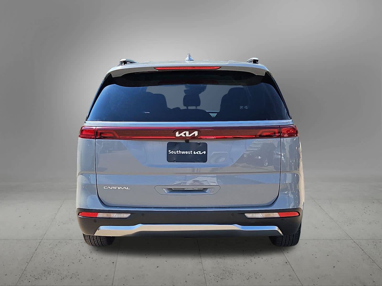 Used 2024 Kia Carnival SX FWD image 5
