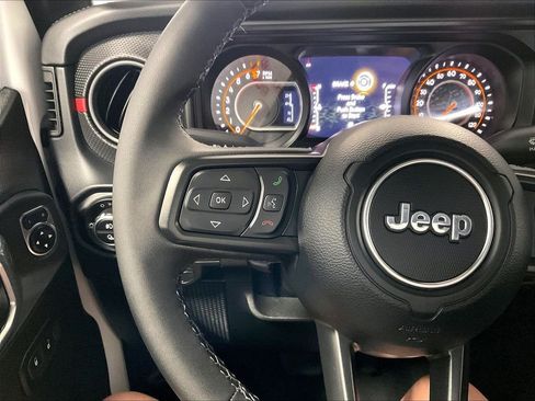 Used 2026 Jeep Gladiator Rubicon AWD/4WD image 22