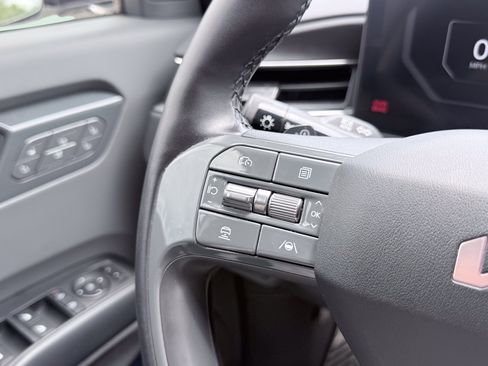 Used 2024 Kia EV9 GT-Line AWD/4WD image 82