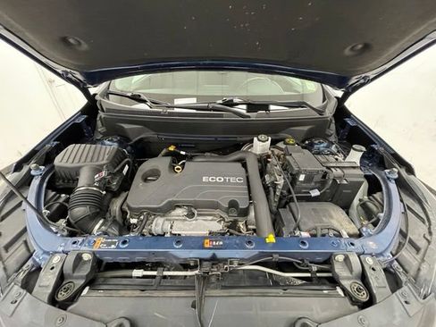 Used 2021 Chevrolet Equinox LT AWD/4WD image 18