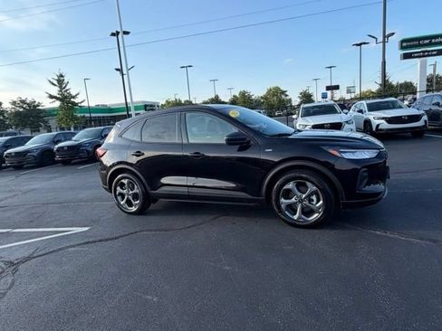 Used 2025 Ford Escape ST-Line FWD image 4