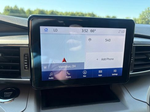 Used 2023 Ford Explorer XLT w/ Equipment Group 202A AWD/4WD image 21