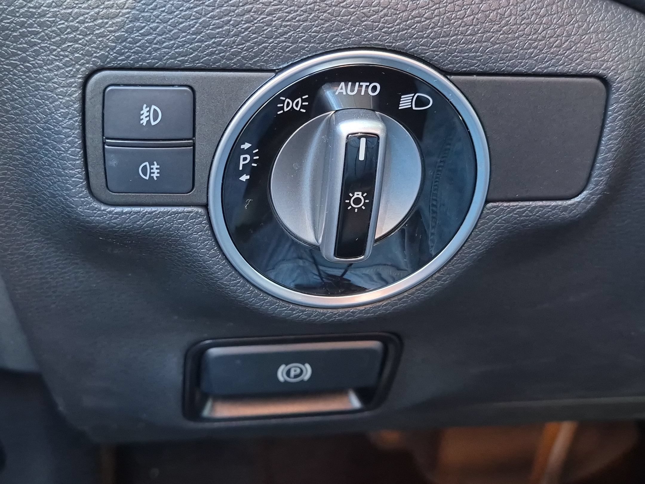 Used 2019 Mercedes-Benz GLA 250 4MATIC image 20