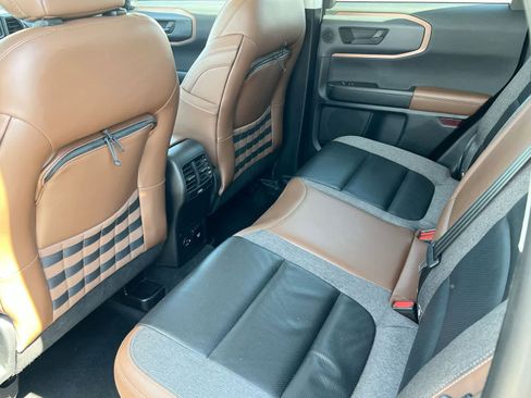 Used 2021 Ford Bronco Sport Outer Banks w/ Outer Banks Package (96D) AWD/4WD image 18