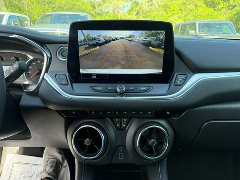 Used 2025 Chevrolet Blazer LT image 6