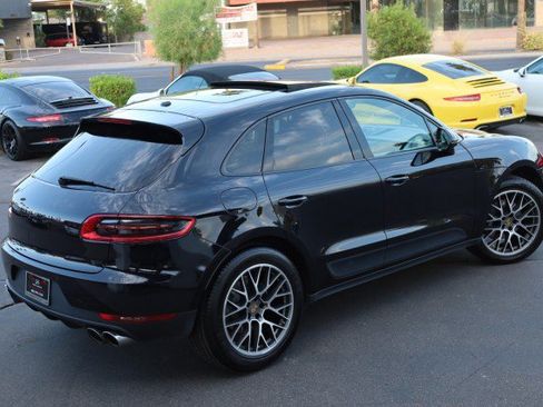 Used 2018 Porsche Macan Sport Edition AWD/4WD image 18