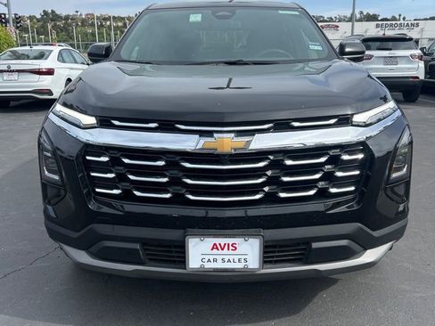 Used 2025 Chevrolet Equinox LT FWD image 4