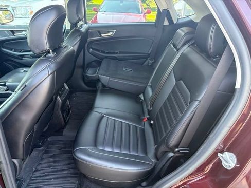Used 2019 Ford Edge SEL w/ Equipment Group 201A AWD/4WD image 15