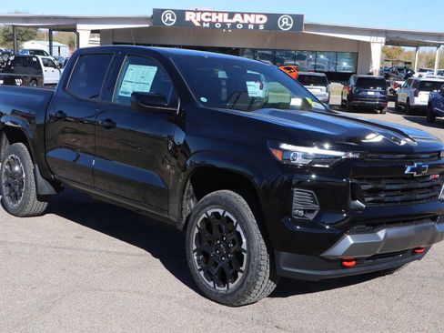 New 2026 Chevrolet Colorado Z71 w/ Z71 Convenience Package 2 image 1