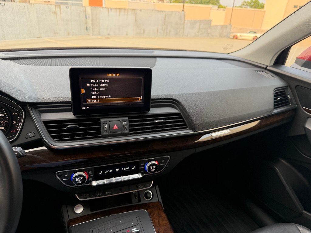 Used 2019 Audi Q5 Premium AWD/4WD image 15