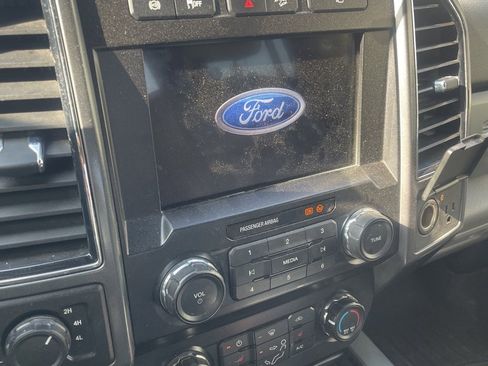 Used 2021 Ford F250 XLT w/ XLT Premium Package image 13