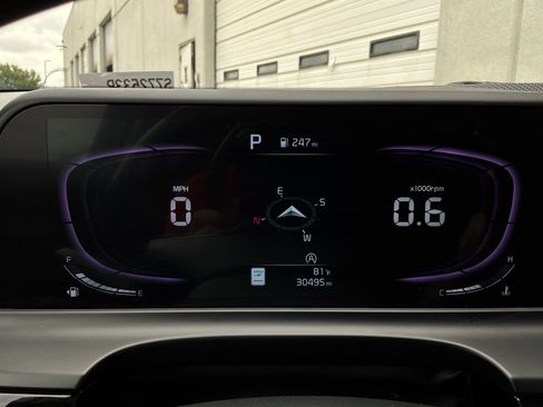 Used 2025 Kia Seltos S image 40