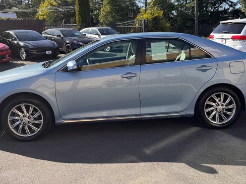 Used 2013 Toyota Camry LE FWD image 4